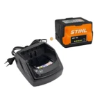 Комплект батерия и зарядно устройство STIHL AK 10 + AL 101