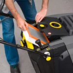 Ръчно водима подопочистваща машина KARCHER KM 75/40 W BP PACK - Image 3